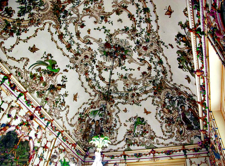 Un salotto per la regina: il “boudoir” di porcellana di Maria Amalia di Sassonia
