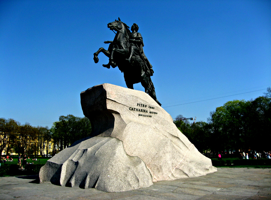 La “Statua equestre bronzea di Pietro il Grande”: modello di glorificazione politica e filosofica